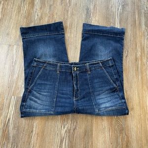 NWOT CAbi cropped high rise jeans